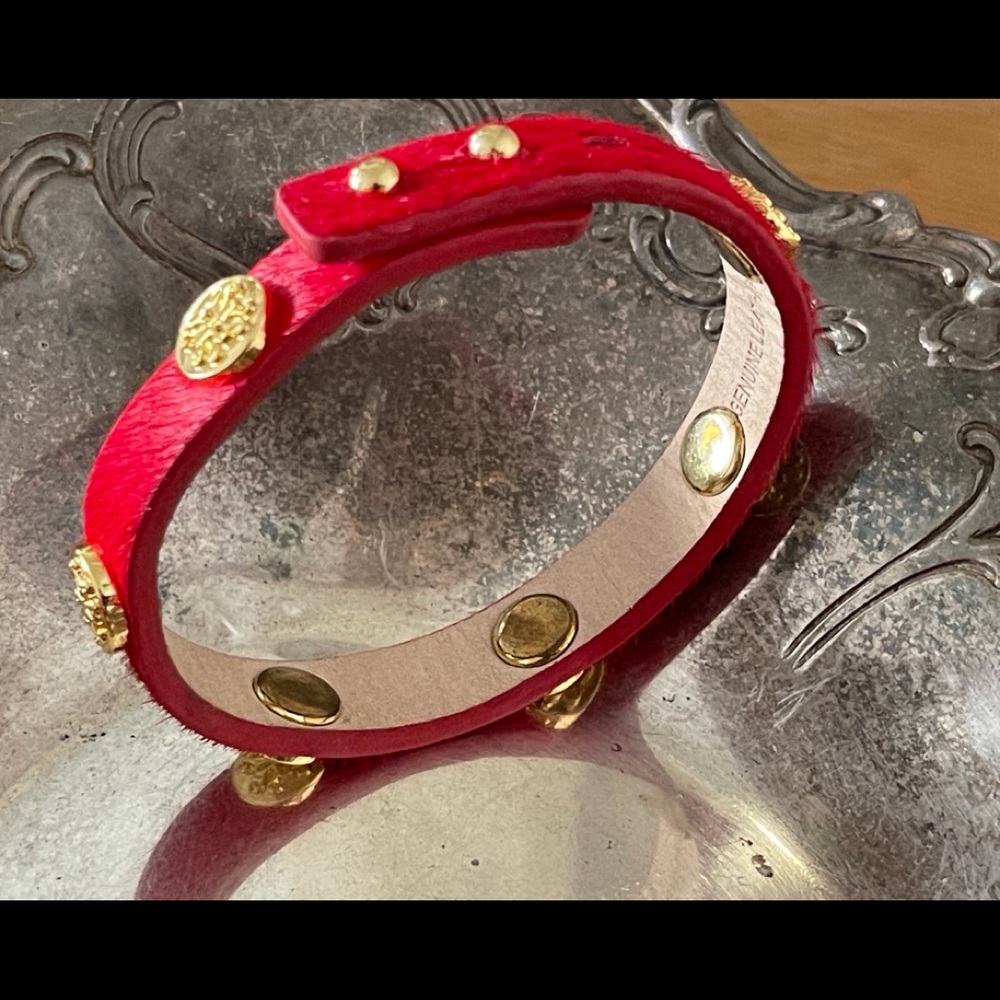Rustic cuff red. - Picture 2 of 8